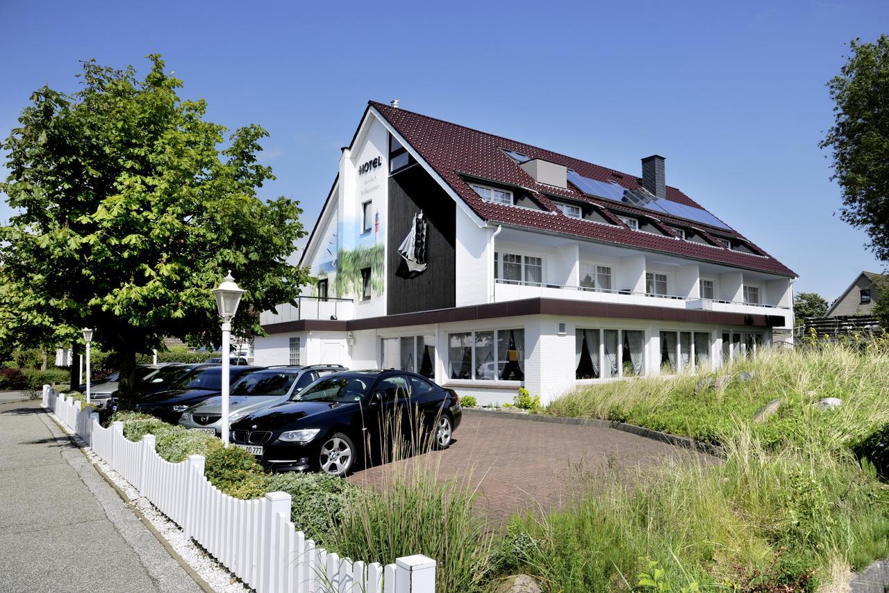 Hotel Windjammer Busum Exterior photo